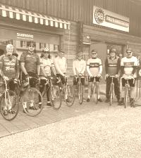 Start bei Rolis Bikestation in Pfungen